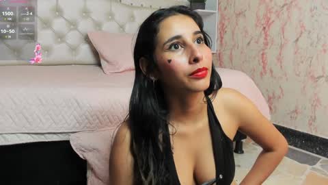 Snapshot of victoria_houston chatting on January 2025 03:54:02 AM Victoria Houston online show from January 2025 03:54:02 AM