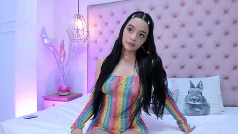 Snapshot of victoria_kitt chatting on January 2025 07:24:01 PM victoria_kitt online show from January 2025 07:24:01 PM