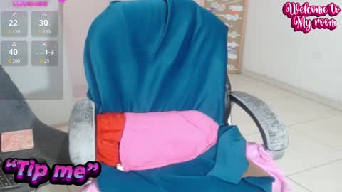 VICKY online show from December 2024 12:41:01 AM