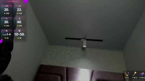 Vicky  online show from November 2025 06:24:02 AM