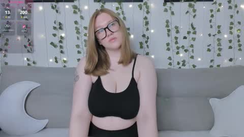 Jessie online show from November 2025 11:23:02 AM