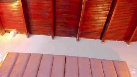 VICTORIA online show from January 2025 06:54:02 PM