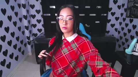 Victoria  online show from February 2025 06:08:02 PM