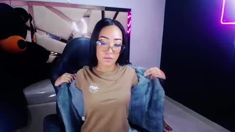 Victoria  online show from March 2025 04:44:01 PM