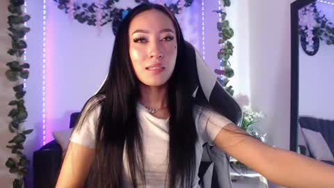 Snapshot of victoria_ricci_a chatting on June 2026 09:27:02 PM Victoria online show from June 2026 09:27:02 PM