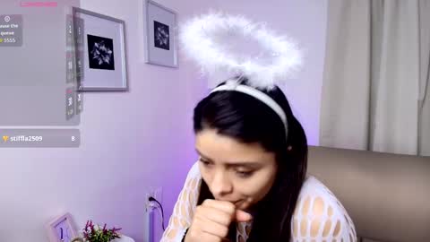 Victoria online show from October 2025 12:30:01 PM