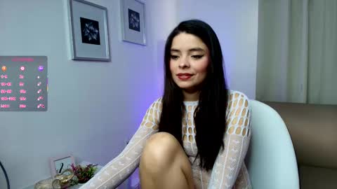 Victoria online show from November 2025 12:37:02 PM