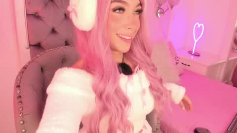 Snapshot of victoria_watsson chatting on February 2025 12:13:02 PM victoria_watsson online show from February 2025 12:13:02 PM