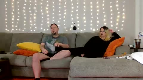 Victoria and Jesse online show from December 2024 02:56:02 AM