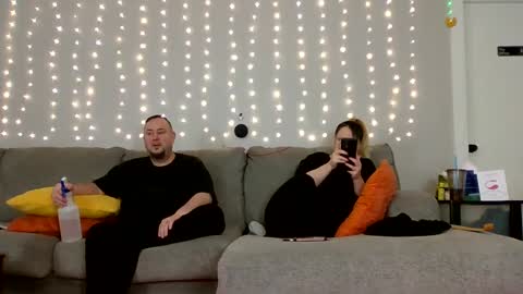 Victoria and Jesse online show from January 2025 06:44:02 AM