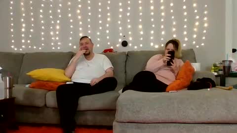 Victoria and Jesse online show from January 2025 07:34:02 AM