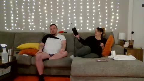 Victoria and Jesse online show from February 2025 12:29:01 PM