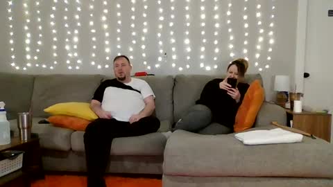 Victoria and Jesse online show from February 2025 03:53:01 PM