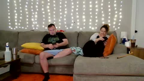 Victoria and Jesse online show from February 2025 12:43:02 PM