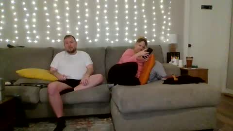 Victoria and Jesse online show from November 2025 02:56:02 AM