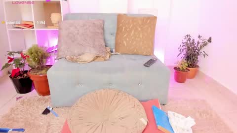 Victoria online show from April 2026 01:16:02 AM