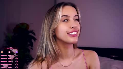 Anasteisha  Day Helen  Night online show from October 2025 07:47:02 PM