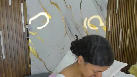 Victoria  online show from December 2025 08:47:02 PM