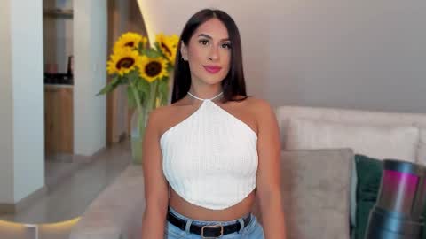 Vcitoria online show from January 2025 11:43:02 PM