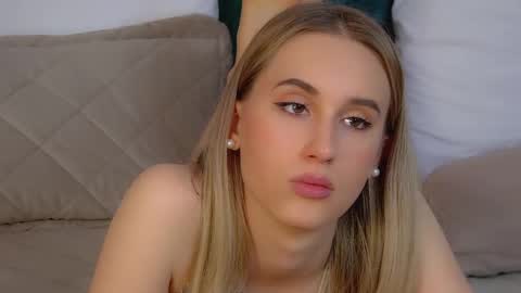 Victoria online show from October 2025 06:42:02 PM