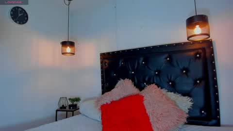 Victoria  online show from April 2026 12:05:02 PM