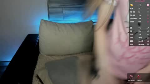 Snapshot of victoriakittty chatting on November 2025 12:54:01 AM Victoria online show from November 2025 12:54:01 AM