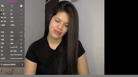 Snapshot of victorialg chatting on November 2025 01:44:02 PM victorialg online show from November 2025 01:44:02 PM