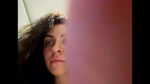 Snapshot of victorias_world chatting on January 2025 08:57:02 AM Viktoria online show from January 2025 08:57:02 AM