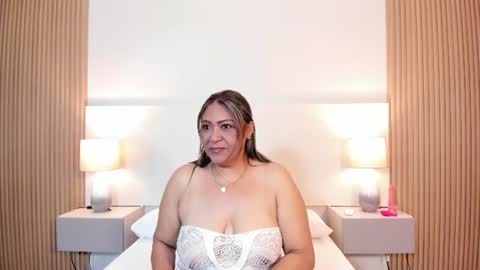 victoriasugar online show from June 2026 07:18:02 PM