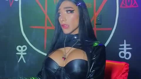 Victoria Vampire online show from October 2025 05:37:02 AM