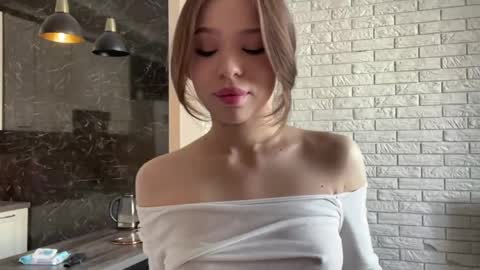 victoryglow online show from April 2026 10:43:01 AM