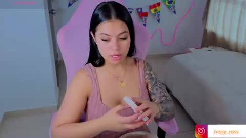 V  I C  T O R I A  online show from June 2026 09:08:02 PM