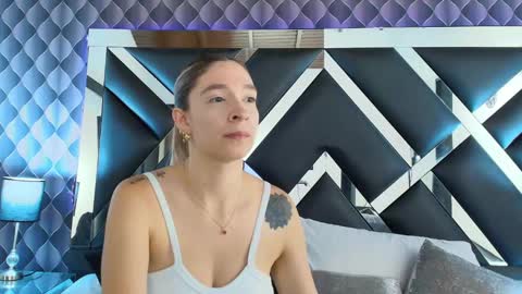Snapshot of victtoria_lee chatting on February 2025 07:22:02 PM victtoria lee online show from February 2025 07:22:02 PM
