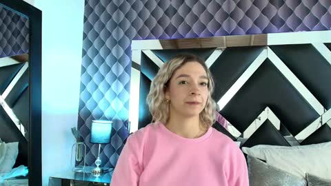 Snapshot of victtoria_lee chatting on February 2025 02:35:01 AM victtoria lee online show from February 2025 02:35:01 AM