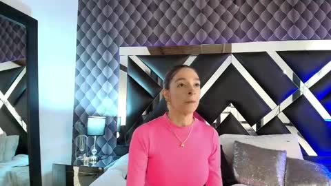 Snapshot of victtoria_lee chatting on February 2025 12:16:01 AM victtoria lee online show from February 2025 12:16:01 AM