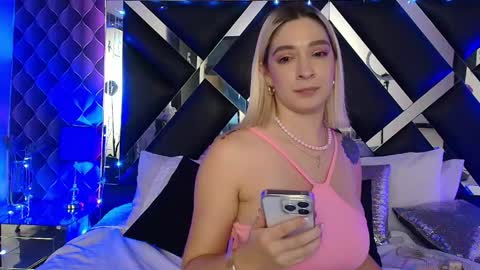 victtoria lee online show from May 2026 11:23:04 PM