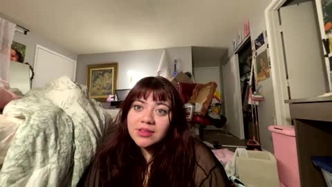 Snapshot of viennavisabelle chatting on October 2025 04:44:02 AM viennavisabelle online show from October 2025 04:44:02 AM