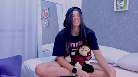 viictoriiasaenz online show from January 2026 05:11:02 AM