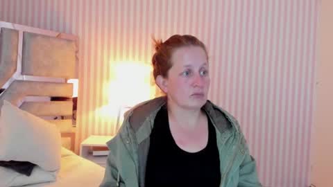 Violeta online show from December 2024 12:48:02 AM