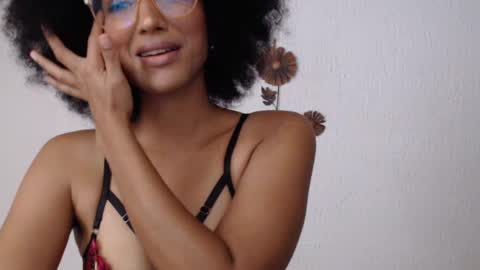 Snapshot of viiolettaaa chatting on July 2026 09:41:02 PM viiolettaaa online show from July 2026 09:41:02 PM