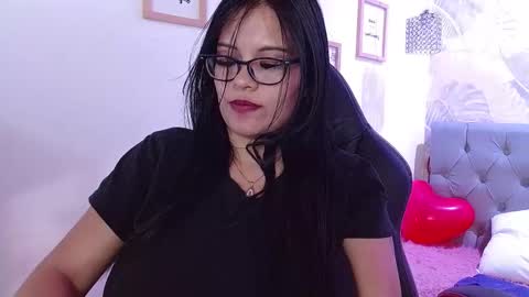 viioleta online show from February 2025 06:23:02 PM