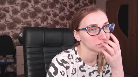 Vika online show from January 2025 04:03:01 AM