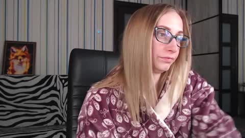 Vika online show from February 2025 01:25:02 AM
