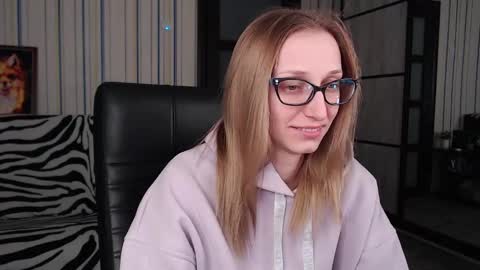 Vika online show from March 2025 06:22:02 PM