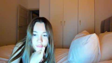 Snapshot of vikawels chatting on June 2026 10:02:01 PM Vika online show from June 2026 10:02:01 PM