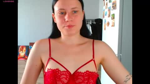 Snapshot of viki_kelt chatting on June 2026 01:25:01 AM Viki Kelt online show from June 2026 01:25:01 AM