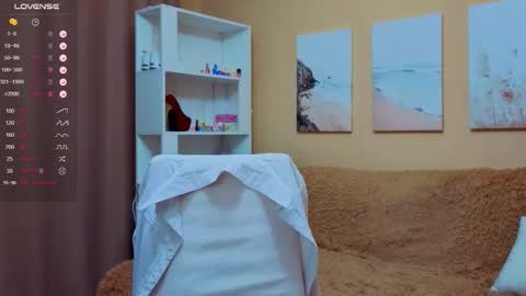 vikiberry online show from October 2025 04:13:01 AM