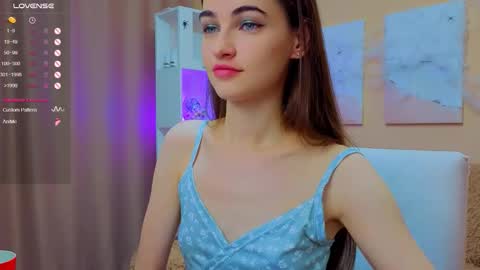 vikiberry online show from November 2025 05:51:01 AM