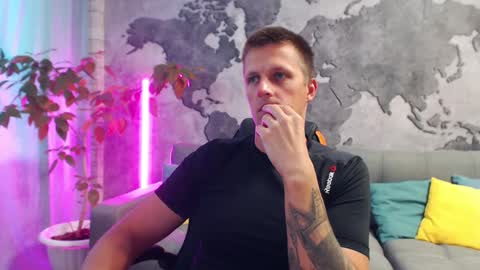 vikingchrisss online show from October 2025 09:51:01 AM