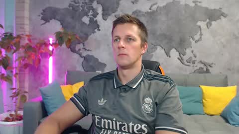 vikingchrisss online show from November 2025 10:57:02 AM